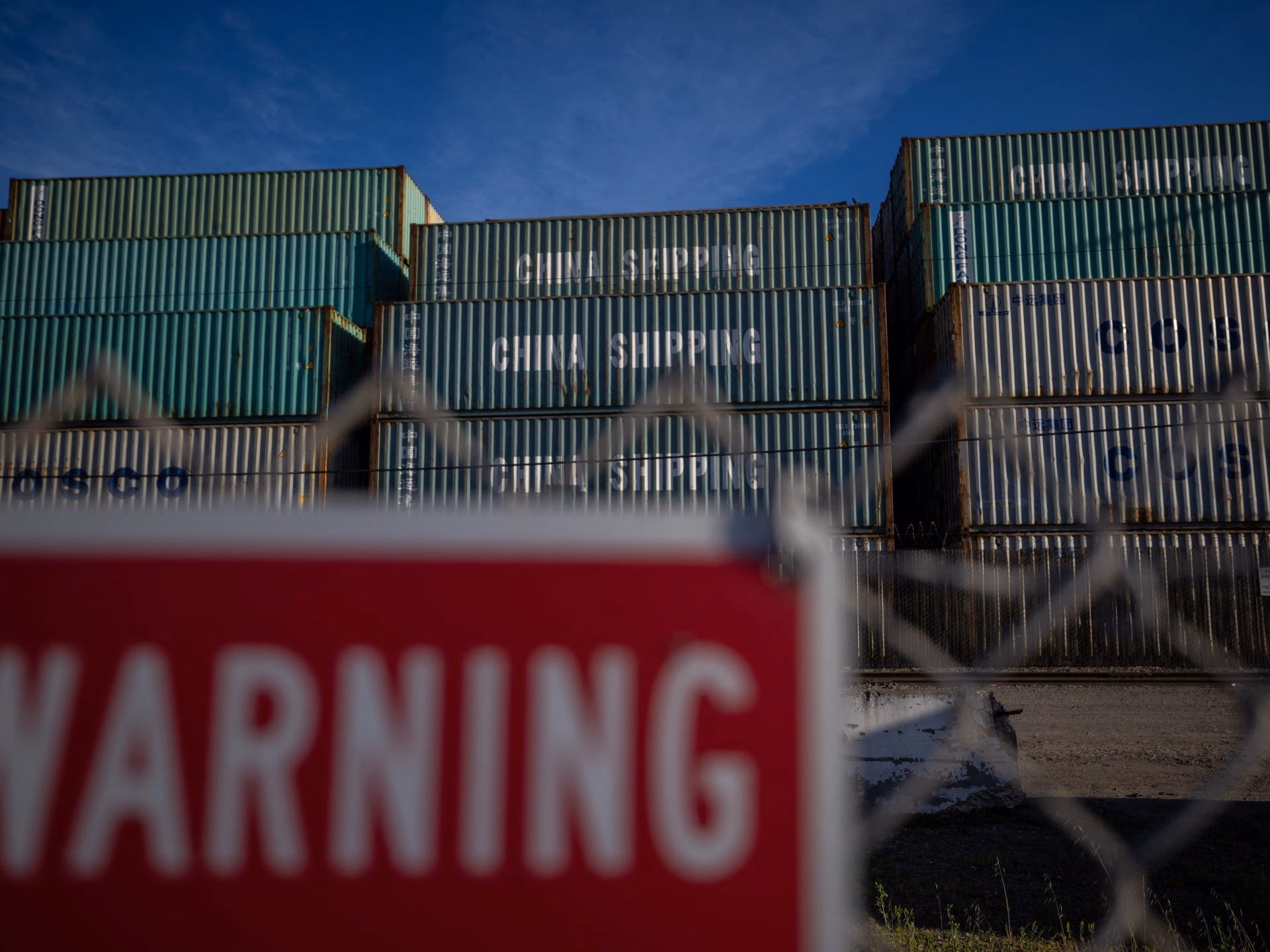 2025 04 11t025502z 1296814595 rc2evdaocu76 rtrmadp 3 usa trump tariffs china 1 1744863481.jpg