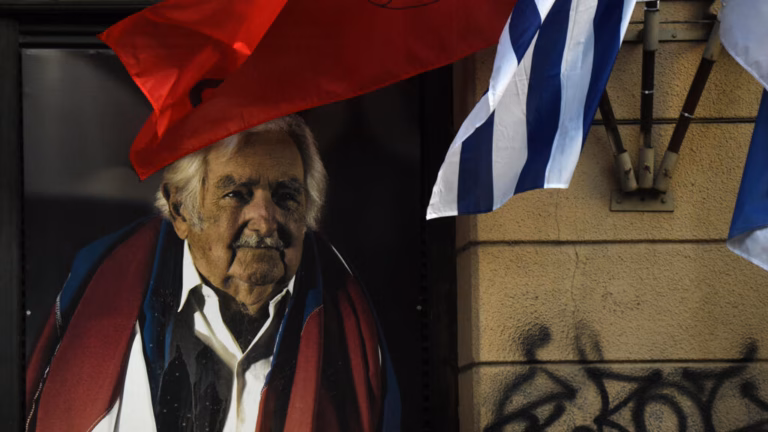 Latin America Honors Uruguay’s Mujica, the World’s “Poorest President”