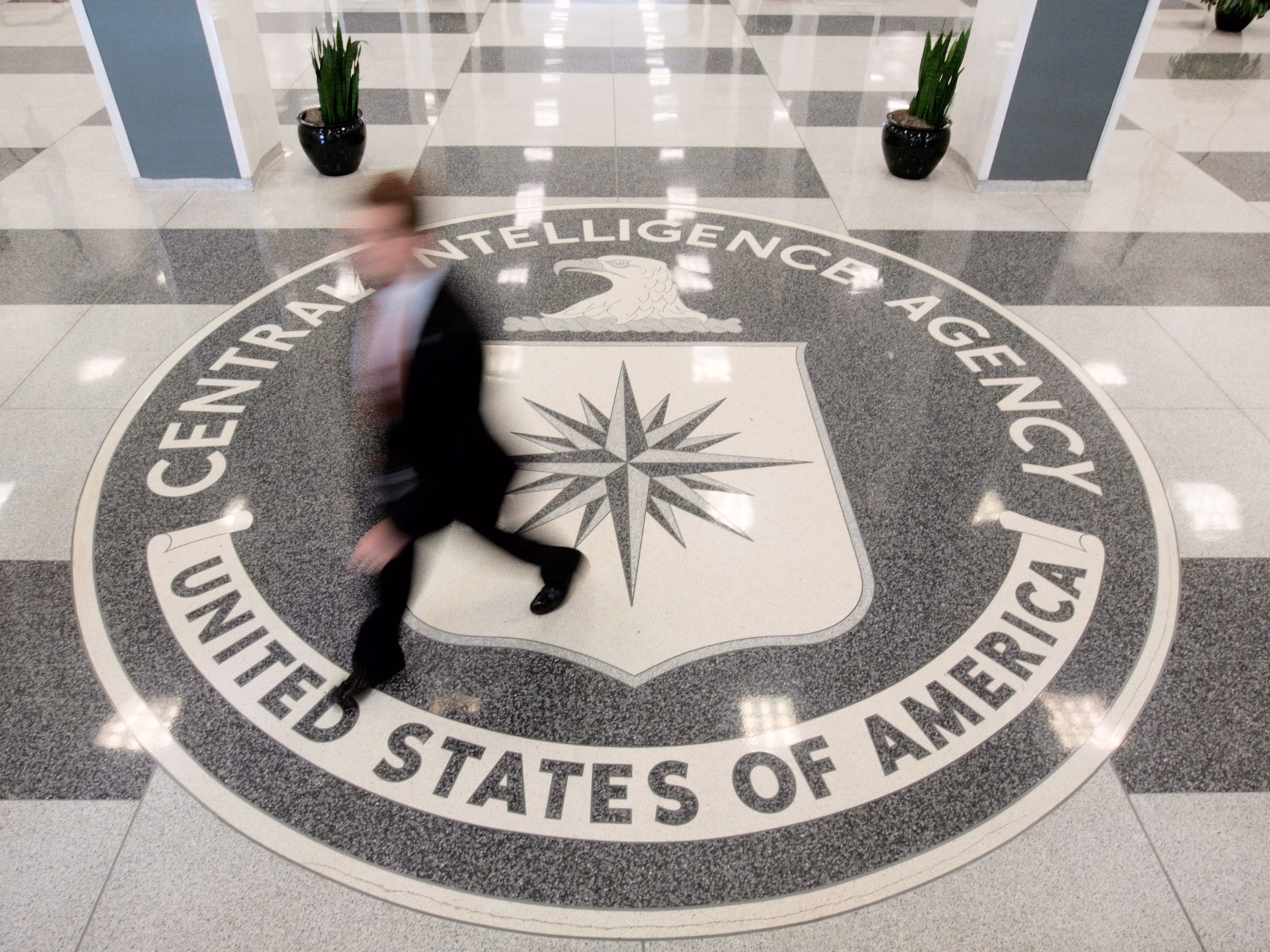 2016 11 02t120000z 1793330125 s1beuknfwxaa rtrmadp 3 usa cia brennan 1 1746238999.jpg
