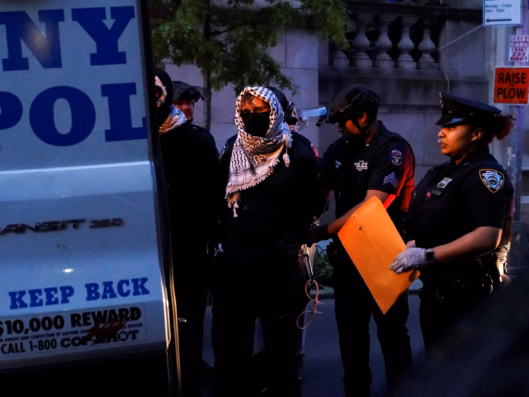Supporters of Palestine Detained at Columbia University in the United States | Updates on the Israel-Palestine Issue