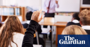 Menstruation-related absences impact school presence and academic performance, according to an English study | Monthly Cycles and Education