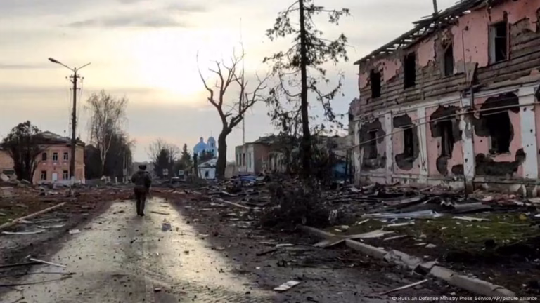 Kursk Residents Express Their Views as Russians – DW – April 5, 2025