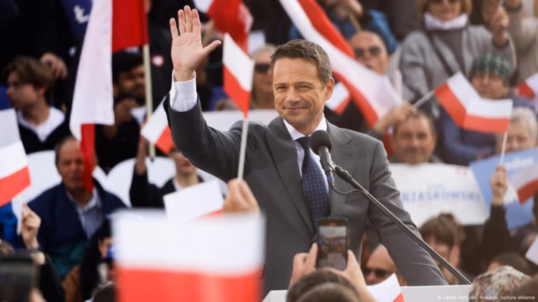 Polish Presidential Election looming: Tusk Administration on edge – DW – May 17, 2025