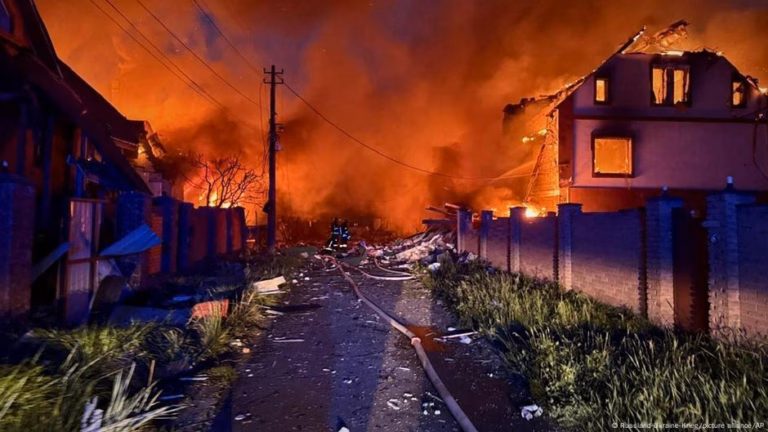 Moscow’s attacks target Kyiv and western parts of Ukraine – DW – May 25, 2025