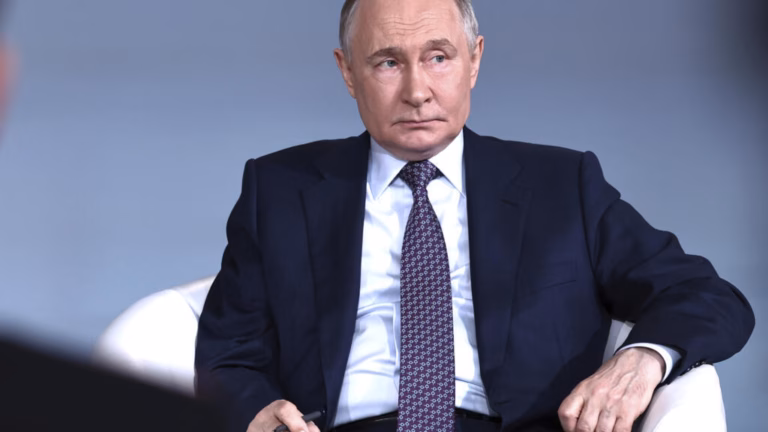 Putin Expresses Hope for Non-Nuclear Resolution in Ukraine