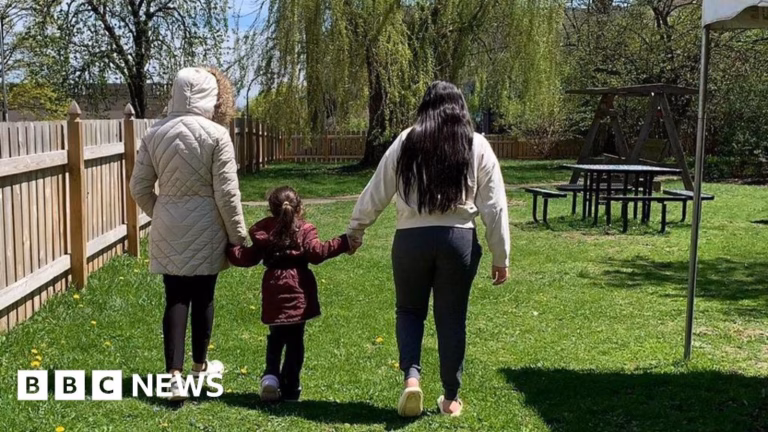 Escaping US deportation efforts, a family of asylum seekers made three attempts to cross into Canada.