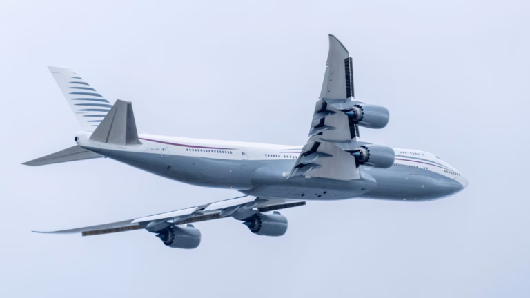 Trump Claims it Would be Foolish to Refuse Qatari Aircraft – Plane Already in the US | US News