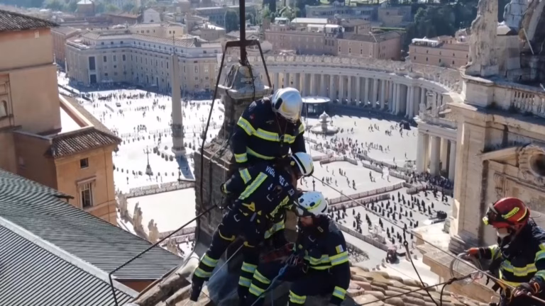 Anticipation and rumors increase in Rome as the papal conclave nears deciding on the new pope | Global News