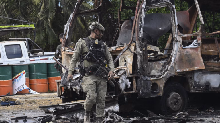 Bombings and gun assaults in Colombia create chaos in synchronized onslaught.