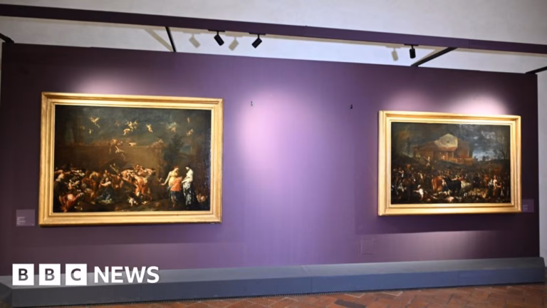 Florence’s Visitor Taints Famous Portrait with Selfie Mishap