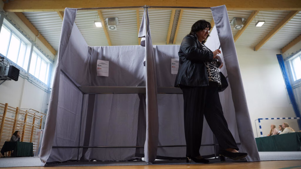 2025 05 18t112024z 752914473 rc2bkeayrh3r rtrmadp 3 poland election.jpg