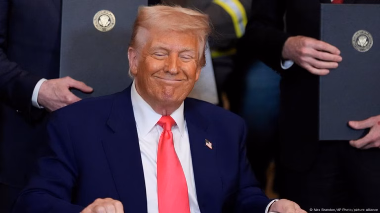 US court permits Trump to maintain authority over National Guard – DW – June 20, 2025