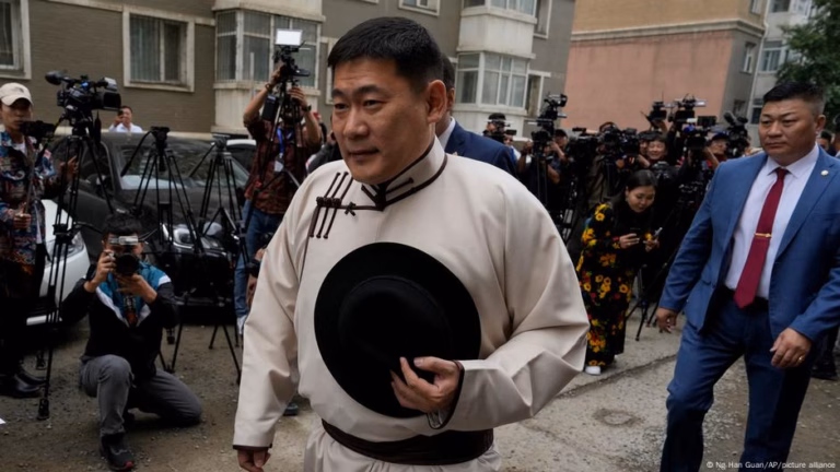 Mongolian Prime Minister Steps Down Following Loss of Support – DW – 06/03/2025