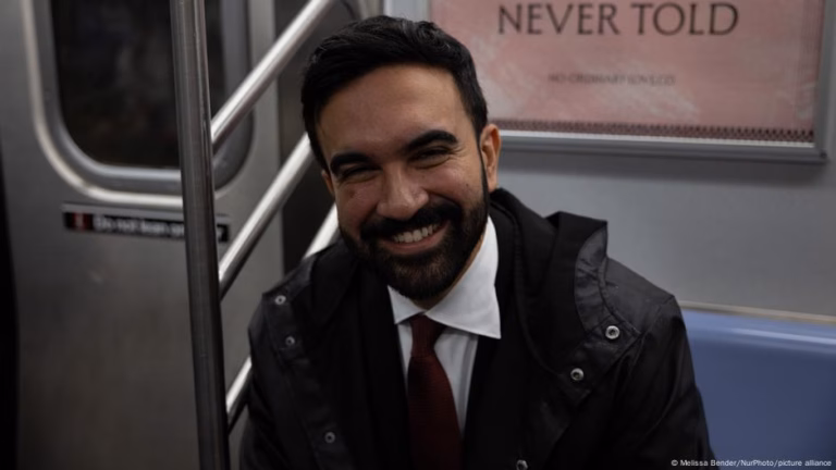 
DW – New York City mayoral primary sees Mamdani take the lead on June 25, 2025

