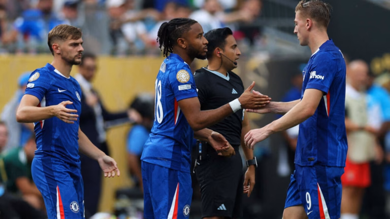 Chelsea Triumphs Over Benfica in Extra Time Following Two-Hour Weather Delay
