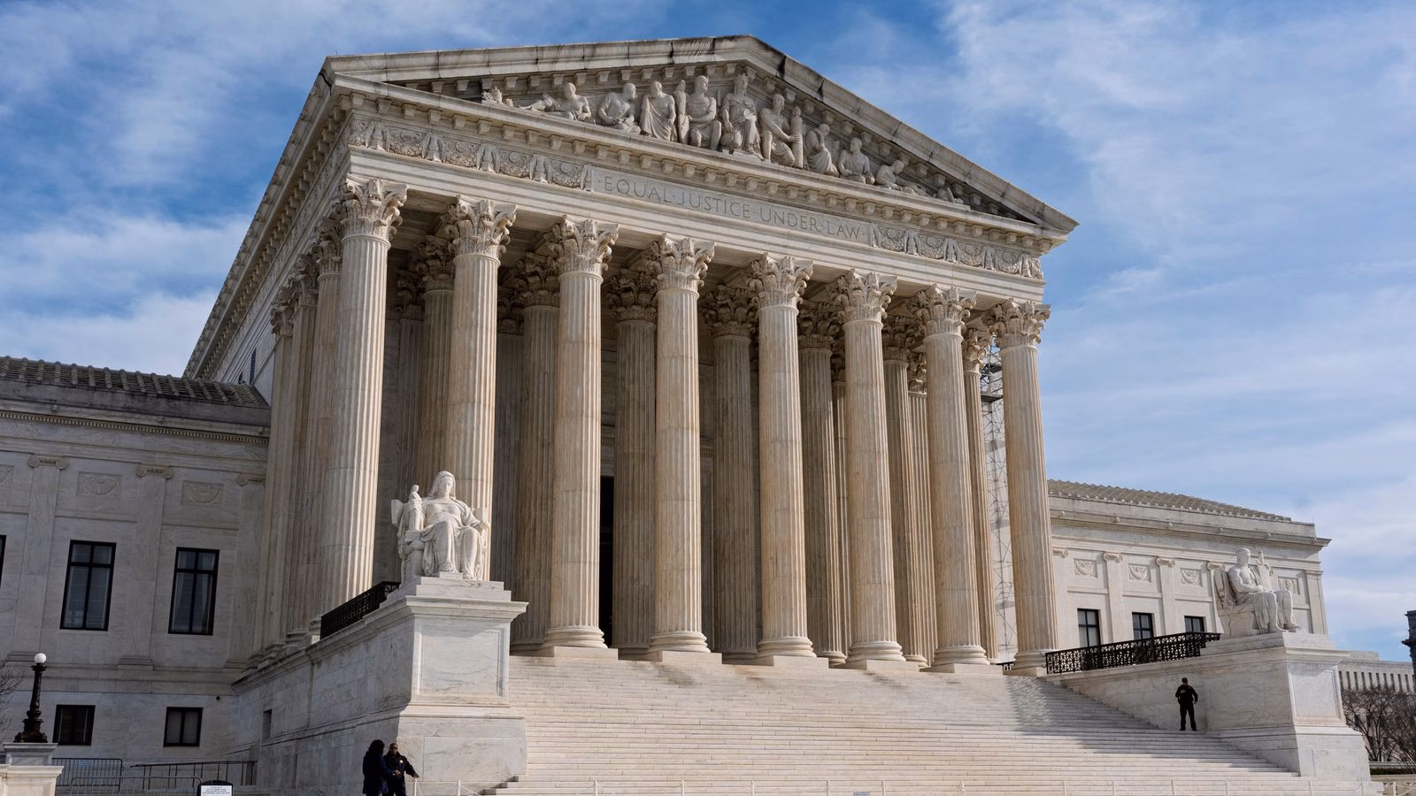 Skynews supreme court capitol hill 6952014.jpg