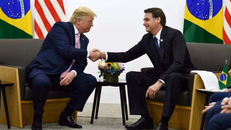 U.S. President Imposes 50% Tariffs on Brazilian Steel, Calls for Conclusion of Bolsonaro’s Legal Proceedings