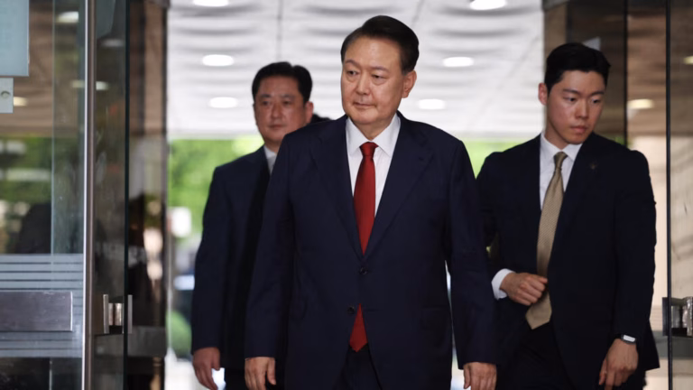 Seoul court orders detention of former President Yoon