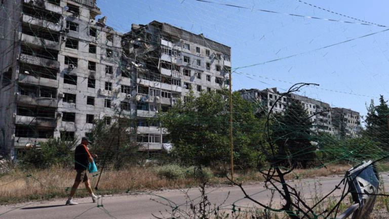 Ukraine Reports: Casualties Exceed 20 Due to Russian Attacks Overnight
