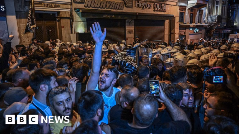 Turkish Authorities Detain Reporters for Suspected Cartoon Depicting Prophet Muhammad