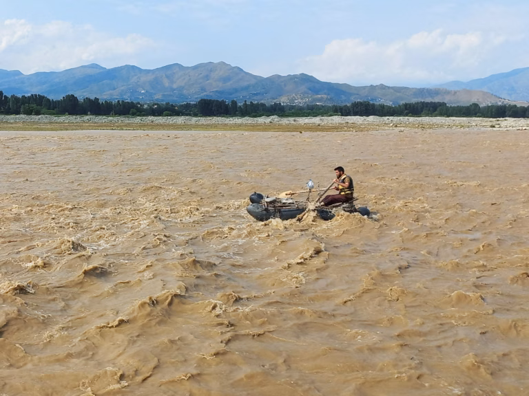 What factors contribute to Pakistan’s susceptibility to severe flooding? | Environmental Disaster Updates