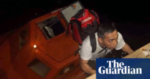 Yemen: Cargo vessels in the Red Sea encounter fresh assaults, according to Houthis, who assert responsibility for sinking a ship