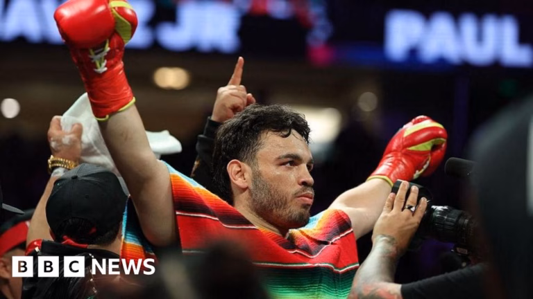 Mexican Boxing Star Julio César Chávez Jr. Detained by US Immigration Authorities