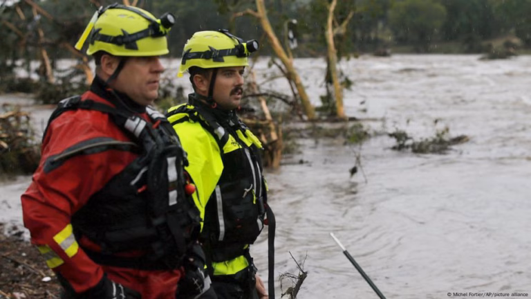 Texas Floods: Death Count Escalates, Children Still Unaccounted For – DW – 07/05/2025