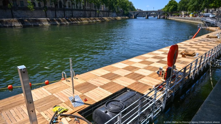 Paris Allows Swimming in the Seine River Again – DW – 07/05/2025