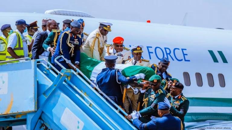 Former Nigerian leader laid to rest in hometown – DW – 16th July 2025