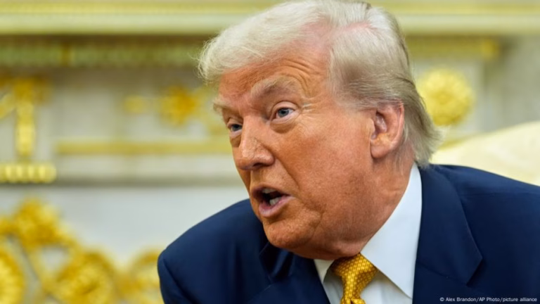 Donald Trump alleges ‘betrayal’ by Barack Obama, without offering any proof – DW – July 23, 2025