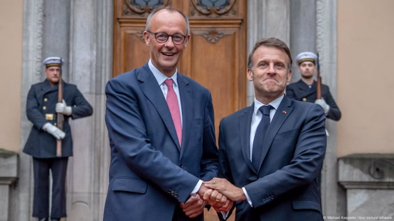 Merz and Macron stand united in face of EU-US trade dispute – DW – 24 July 2025