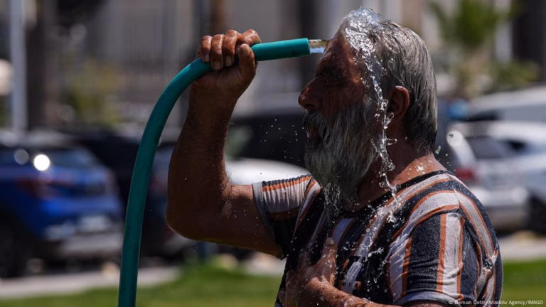 Turkey Averages an Unprecedented 50.5°C as Europe Endures Intense Heatwave – DW – 07/27/2025