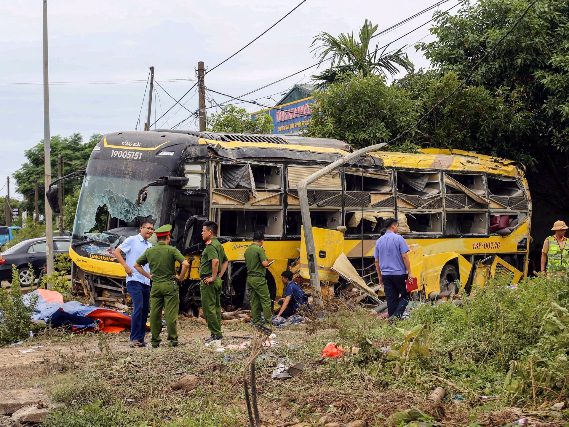 Afp 20250725 67v29cr v2 highres vietnamaccident 1753489302.jpg
