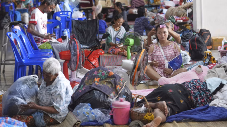 Conflict continues along the Thai-Cambodia frontiers regardless of hopes for a break in hostilities