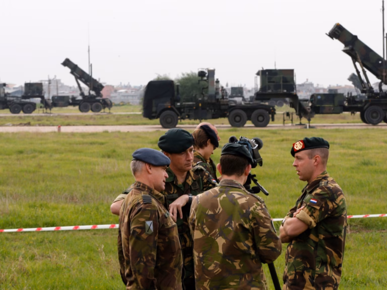 Netherlands Deploys 300 Soldiers and Patriot Missile Systems to Strengthen Poland’s Defense Amidst Russia-Ukraine Conflict.