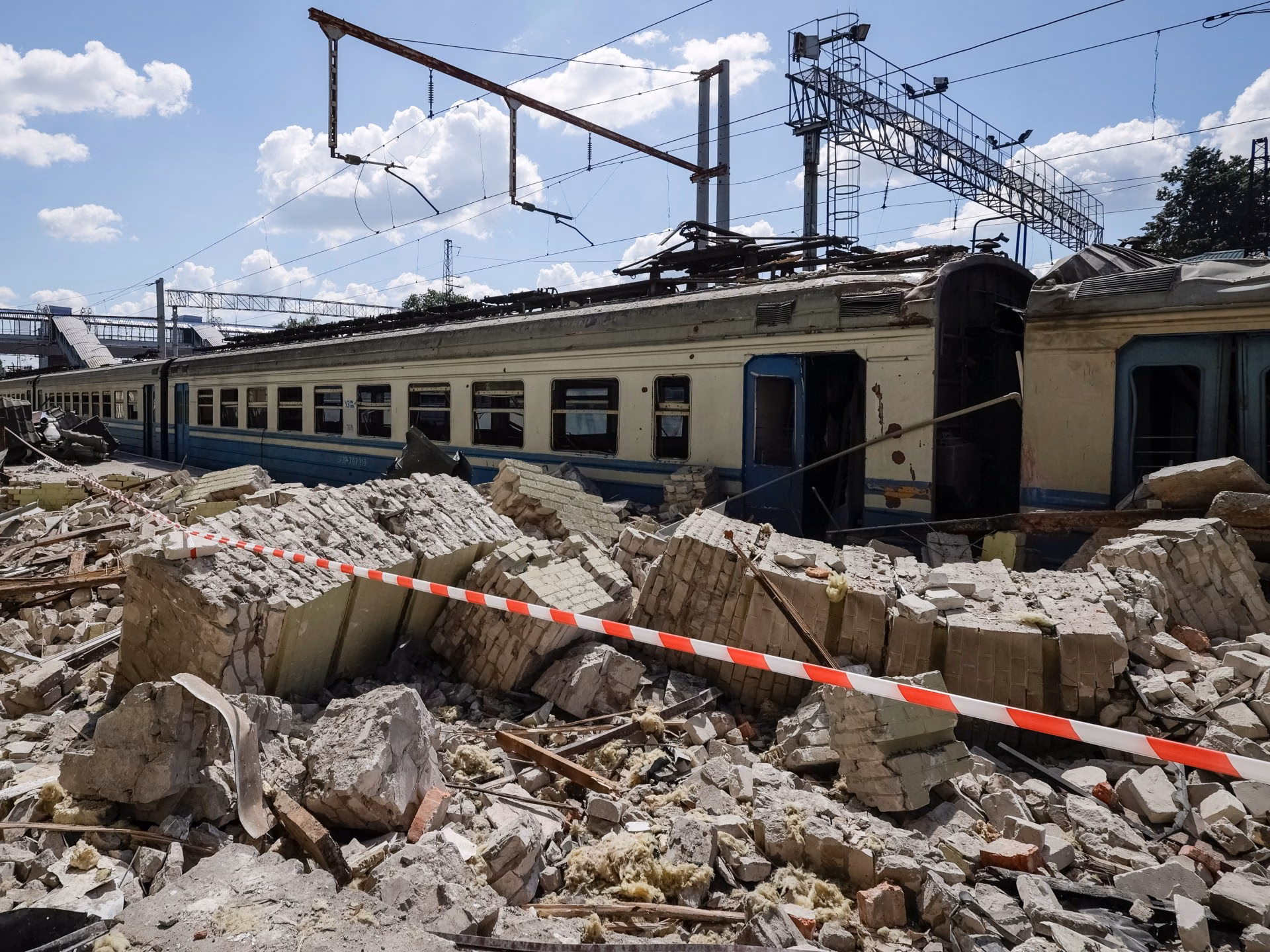 2025 08 05t112539z 1936160528 rc2y0ga6dzje rtrmadp 3 ukraine crisis attack kharkiv region 1754438074.jpeg