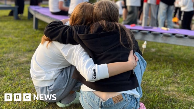 Camp de ete pour les enfants de disparus d’Ukraine