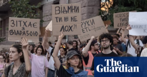During times of conflict, Ukraine’s protests must remain strictly peaceful | Ukraine