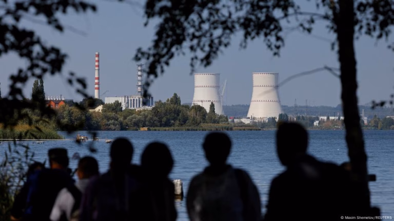 Russia Claims Drone Causes Fire at Nuclear Facility – DW – August 24, 2025