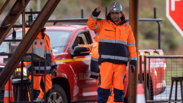 The search comes to an end following the discovery of the bodies of five miners – DW – 08/04/2025