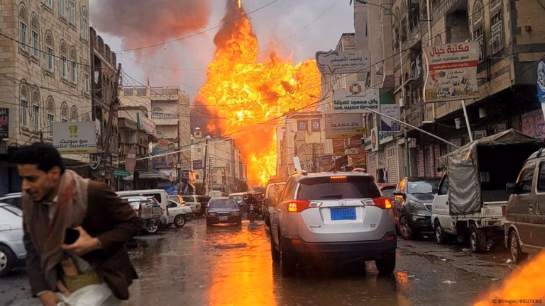 Israel-Houthi tensions rise sharply – DW – Aug 27, 2025