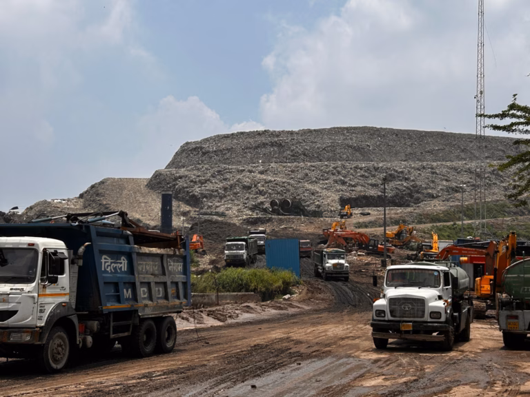 Transforming New Delhi’s Garbage Heaps into Hazardous Heat Sources for Waste Collectors | Environmental Updates