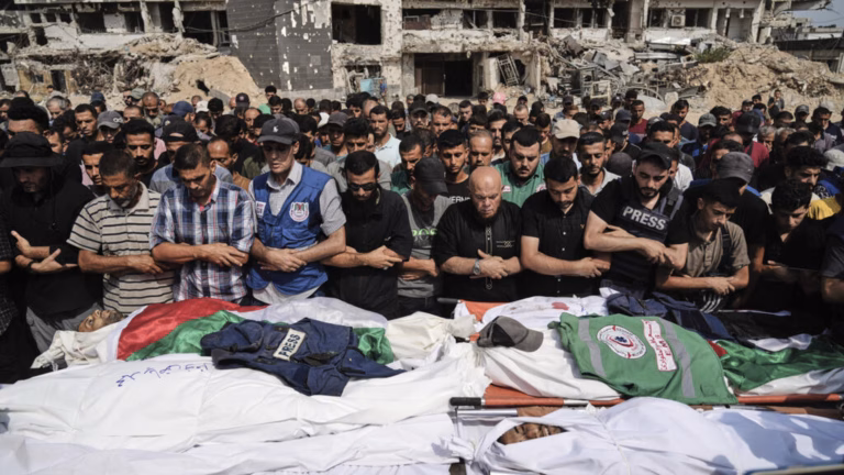 International Organizations and Media Outlets Criticize Israeli Airstrike Resulting in Fatalities of Al Jazeera Journalists in Gaza.