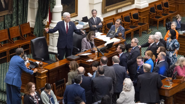 Texas legislators endorse freshly crafted voting districts aimed at strengthening Trump’s grip on Congress.