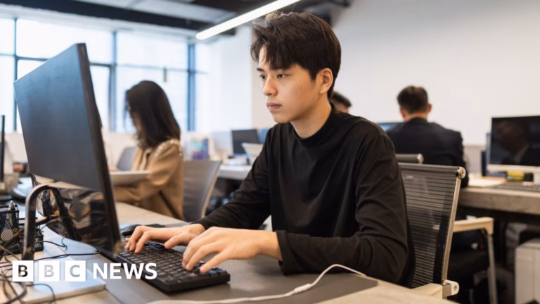 Young Adults in China Faking Employment to Prove They Are Working