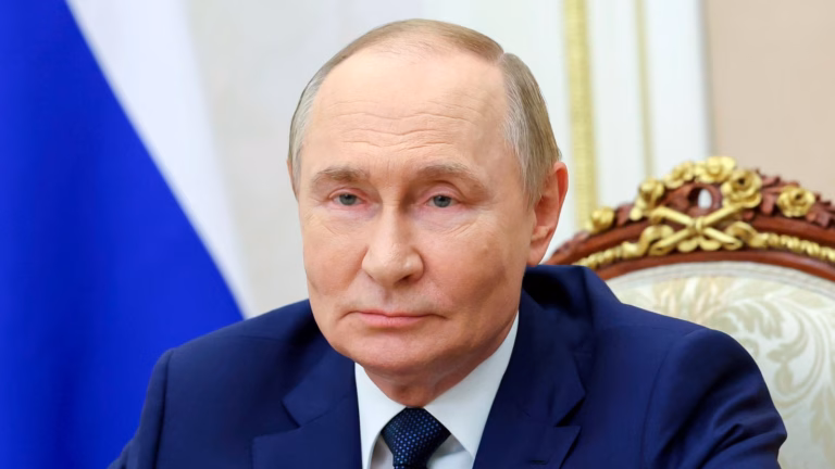 Title: Putin’s presence felt at the White House? Analyzing the instances exposing his sway over Trump – Global Reports