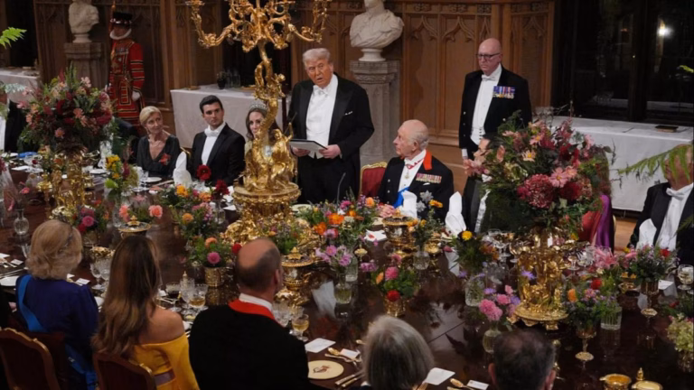 US-President Trump and King Charles underscore exclusive alliance during opulent state dinner address.