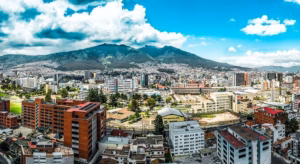 Ecuador’s Economy Boosted by Venezuelan Migrants Despite Ongoing Challenges