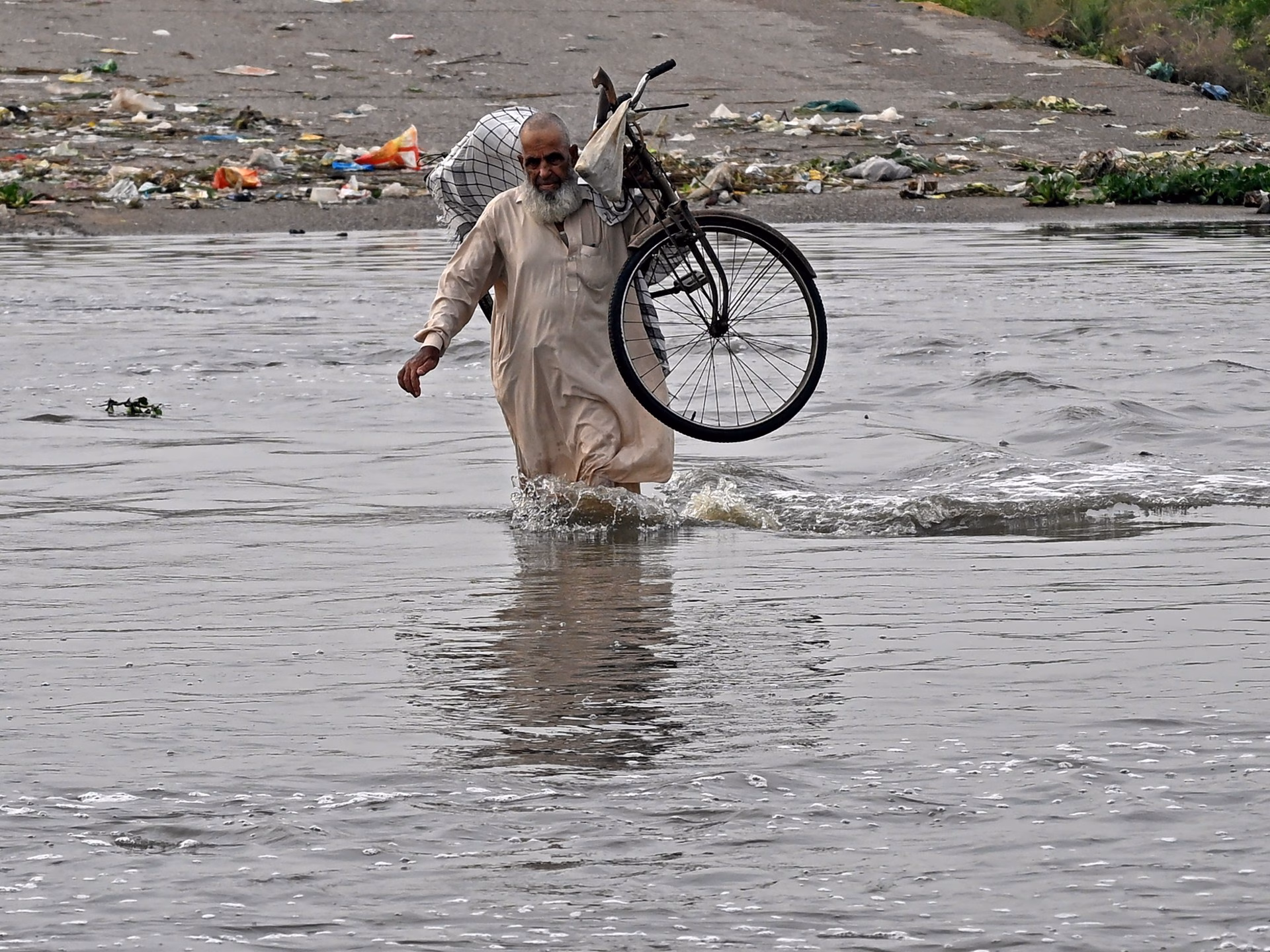 Afp 20250820 69yc8ct v3 highres topshotpakistanenvironmentclimate 1755757798.jpg
